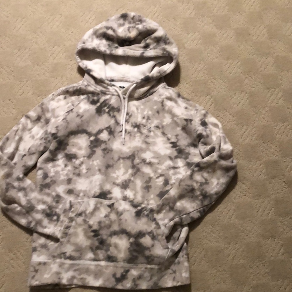 Hollister Sweatshirt size Medium